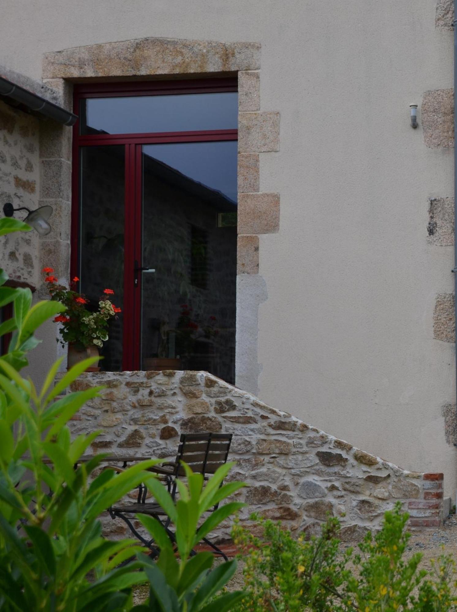 Demeure Du Castel Bed & Breakfast Les Châtelliers-Châteaumur Cameră foto