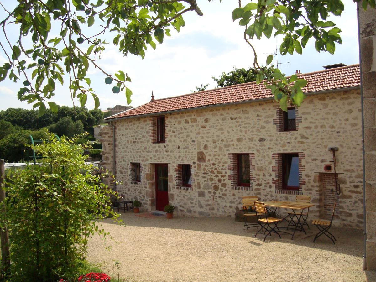 Demeure Du Castel Bed & Breakfast Les Châtelliers-Châteaumur Exterior foto