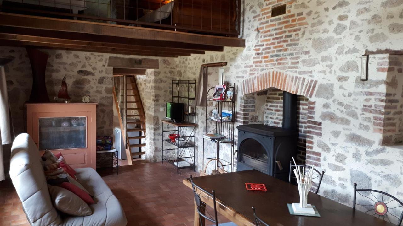 Demeure Du Castel Bed & Breakfast Les Châtelliers-Châteaumur Exterior foto